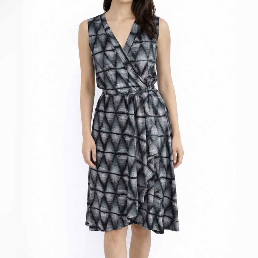BCBGMaxAzria Printed Wrap Dress.